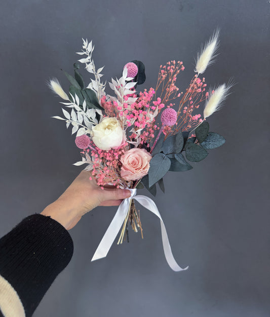 Zara dried flower mini bouquet