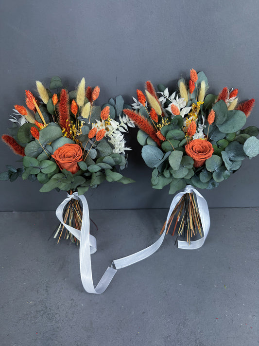 Cara dried bridesmaid bouquet