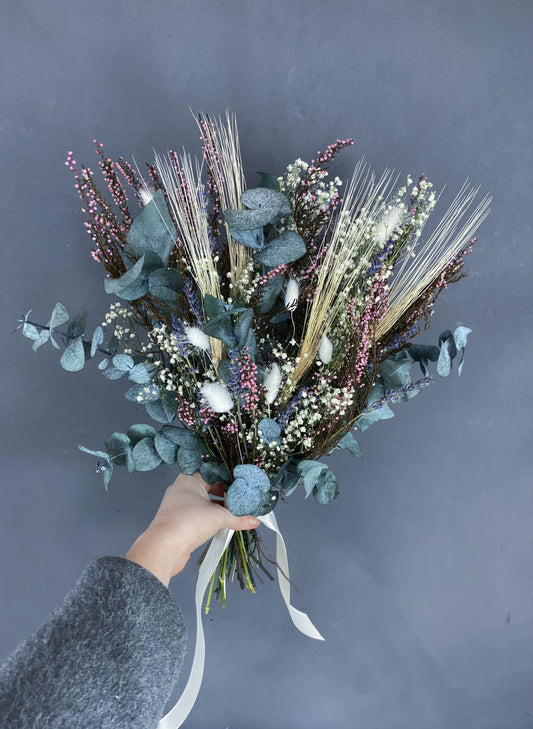 Isla dried flower bridal bouquet