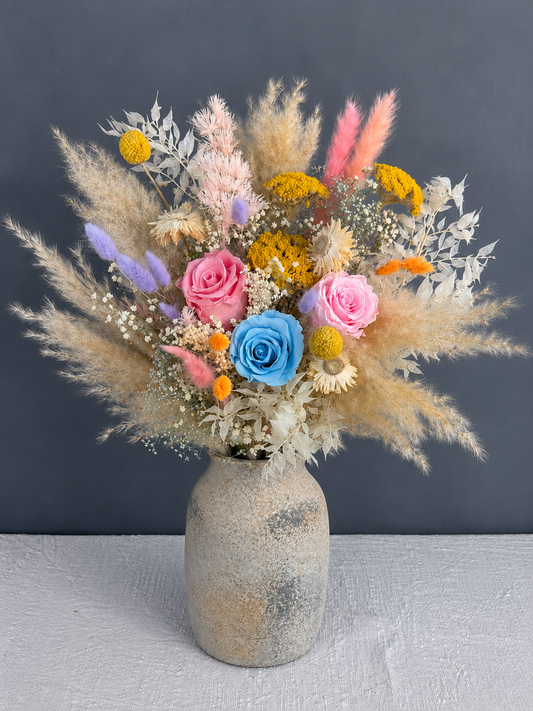 Elsie dried flower bouquet