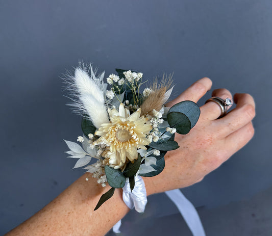 Green, white & cream dried wedding flowers - dried flower wedding corsage - dried wedding flowers uk delivery