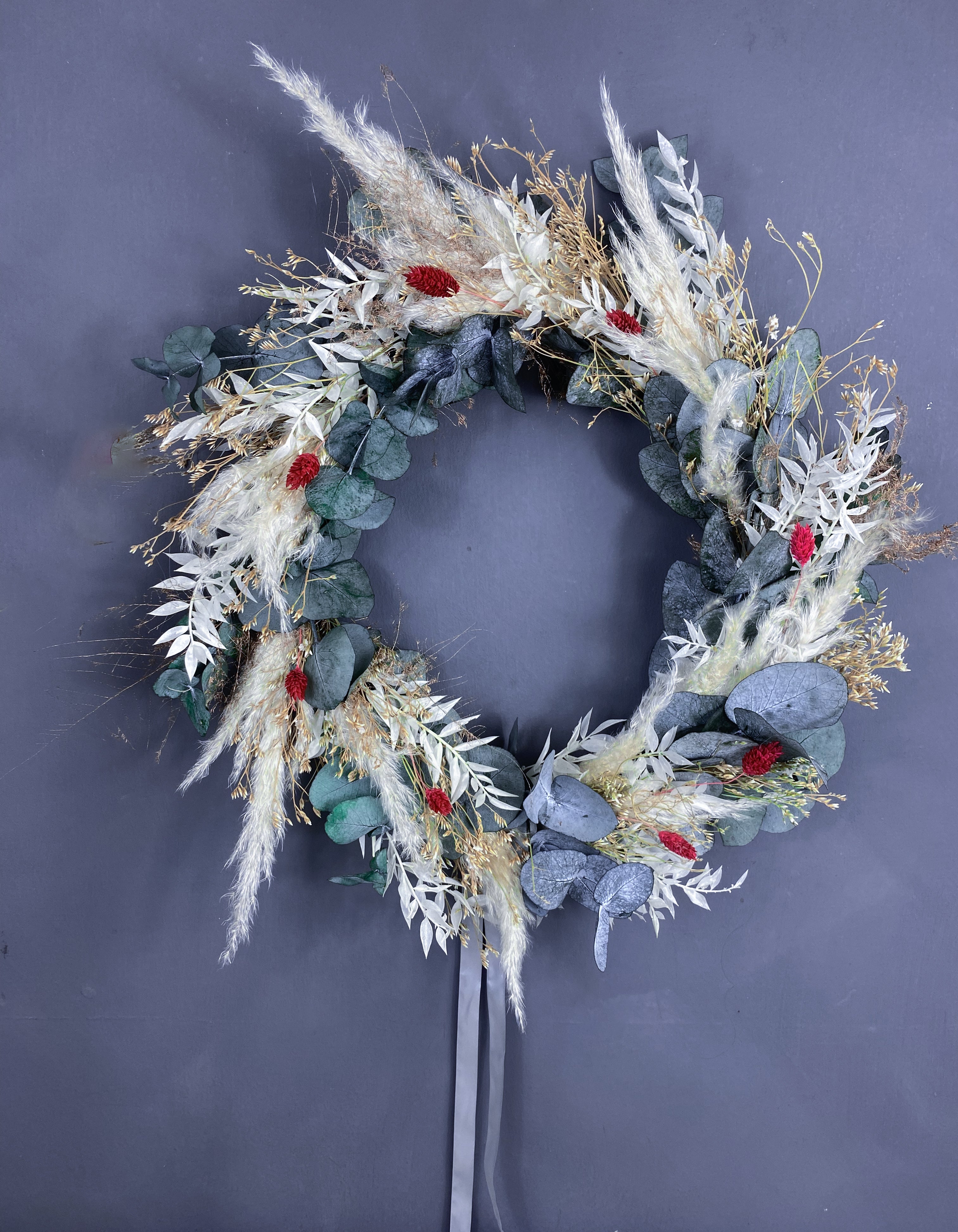 Dried flower Christmas wreath DRIED Limited