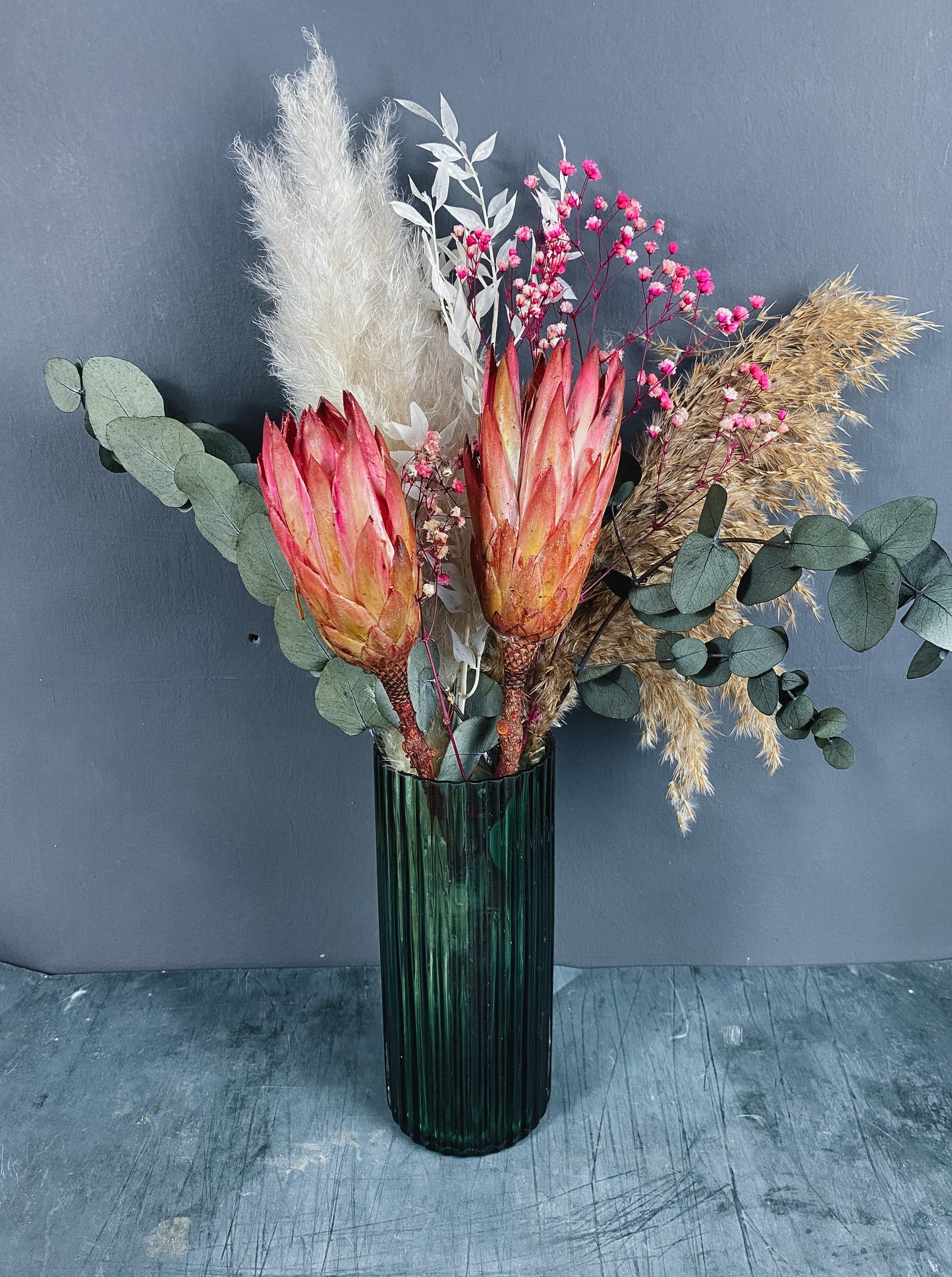 Tilly dried flower bouquet