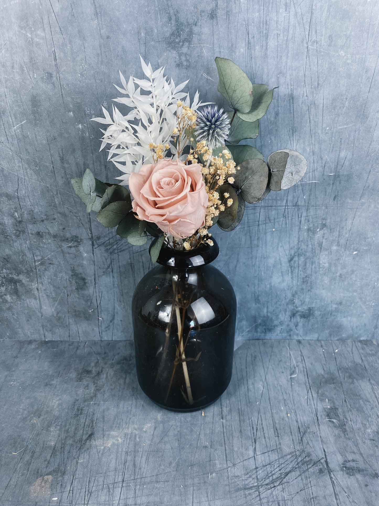 Elodie Dried Flower mini arrangement