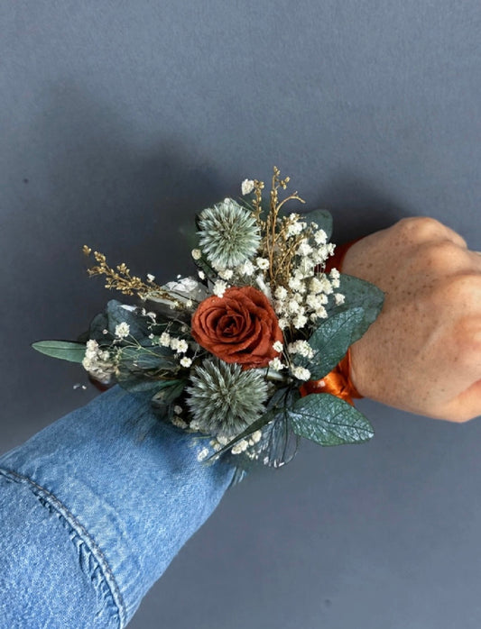 Penny wrist corsage