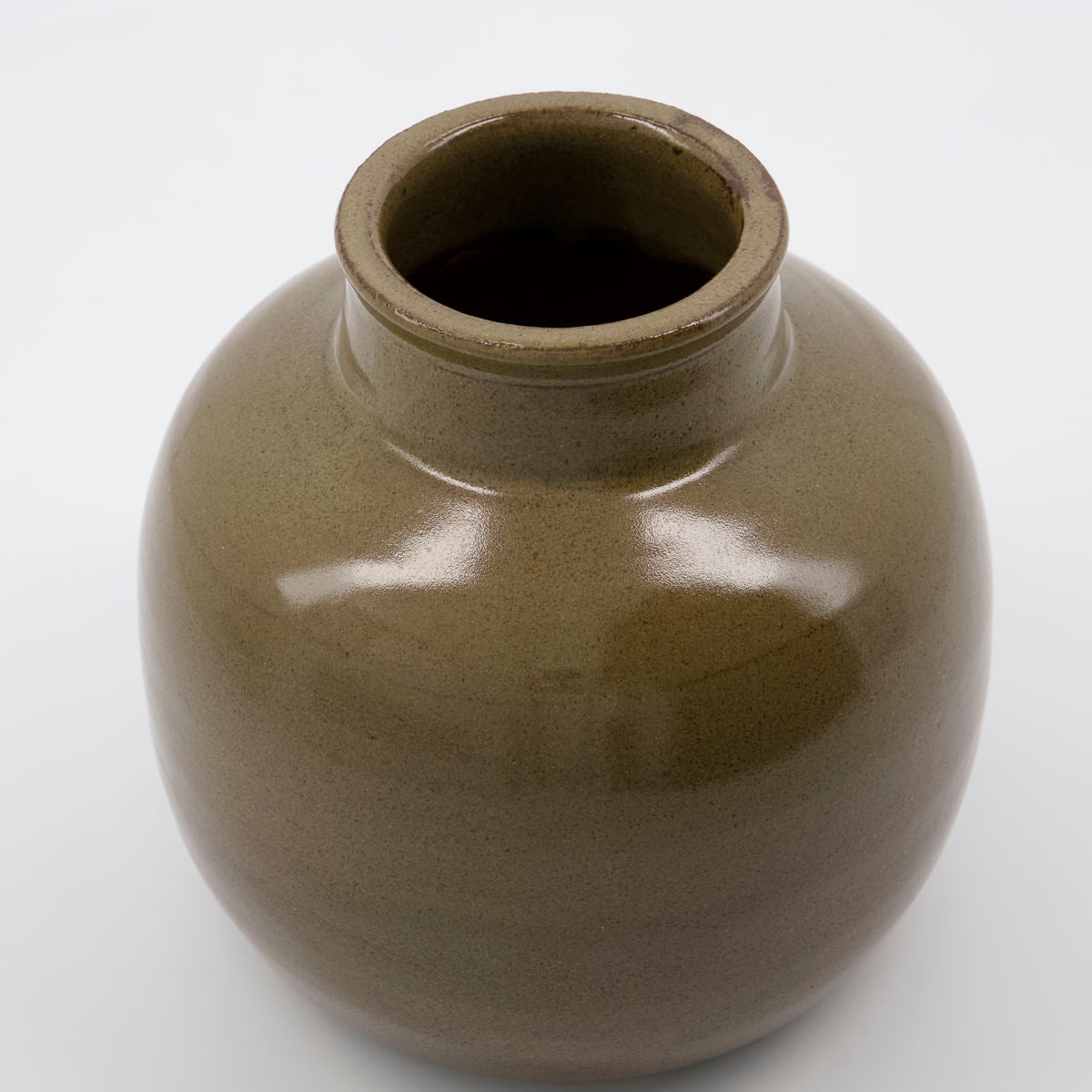 Aju Vase