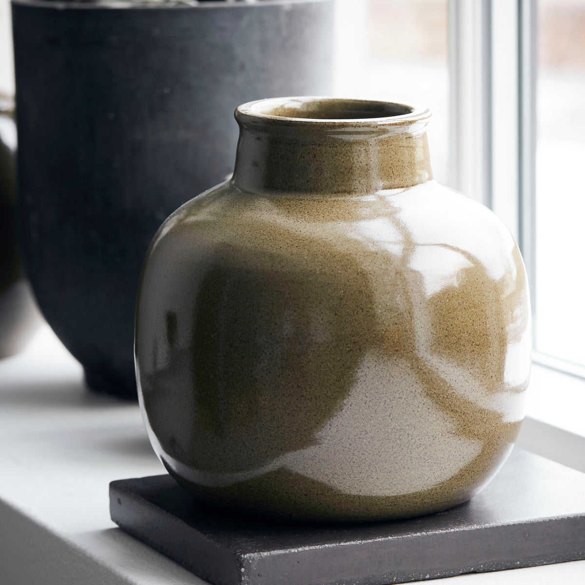 Aju Vase