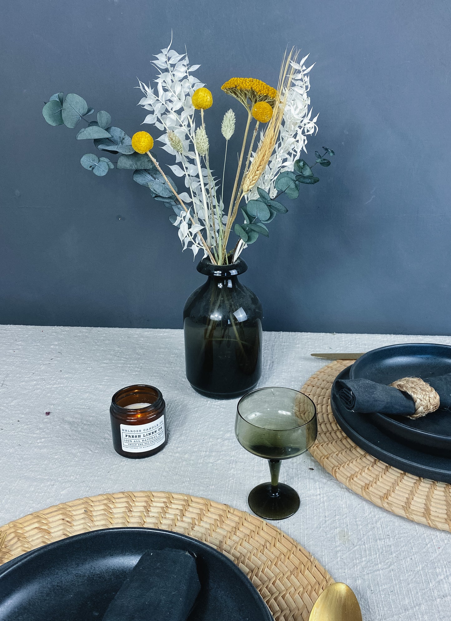 Flora Dried Flower Mini Arrangement