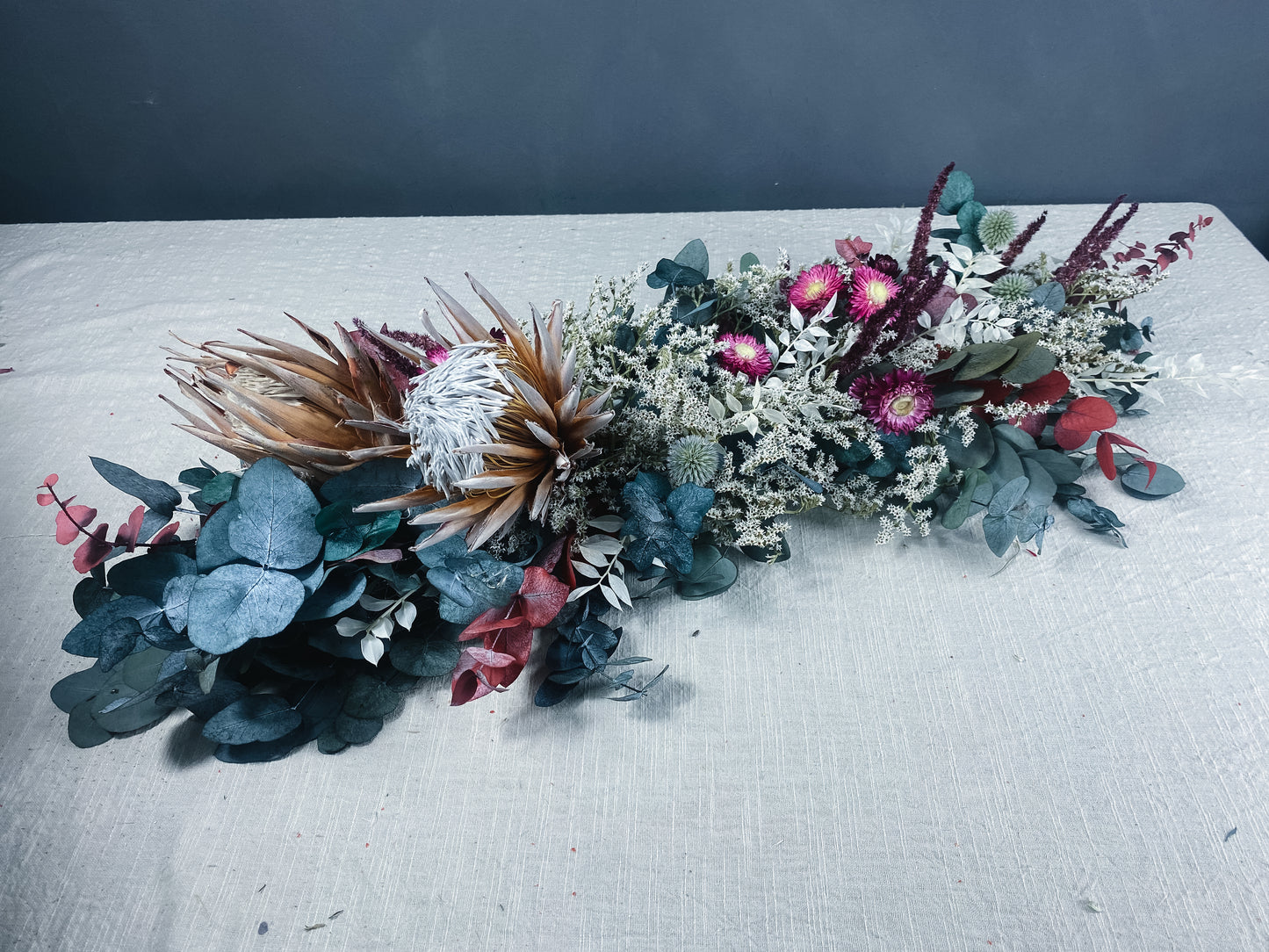 Harper top table centrepiece