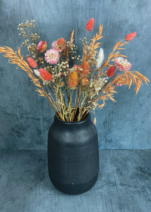 Mila letterbox dried flowers