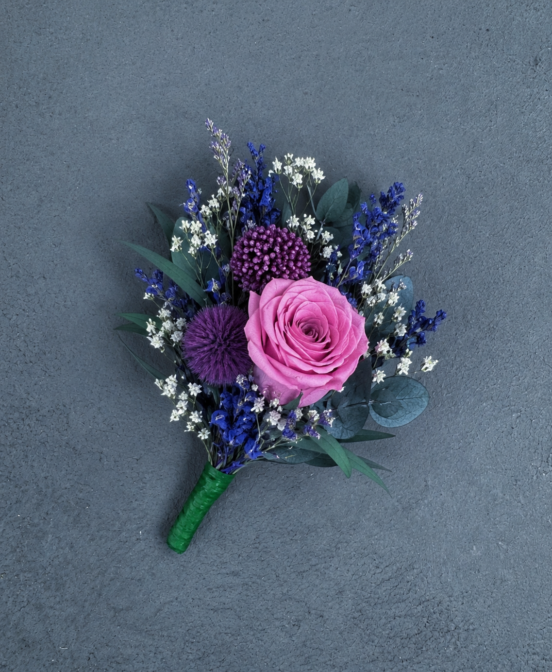 Dried flower cake topper