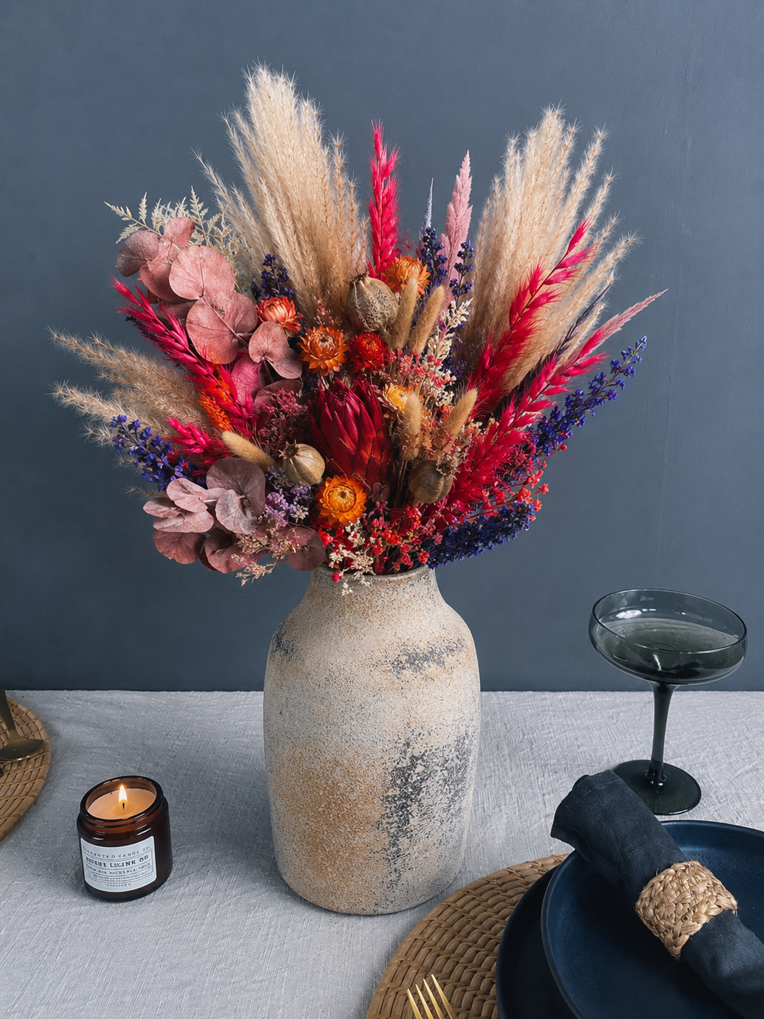 Fia dried flower bouquet