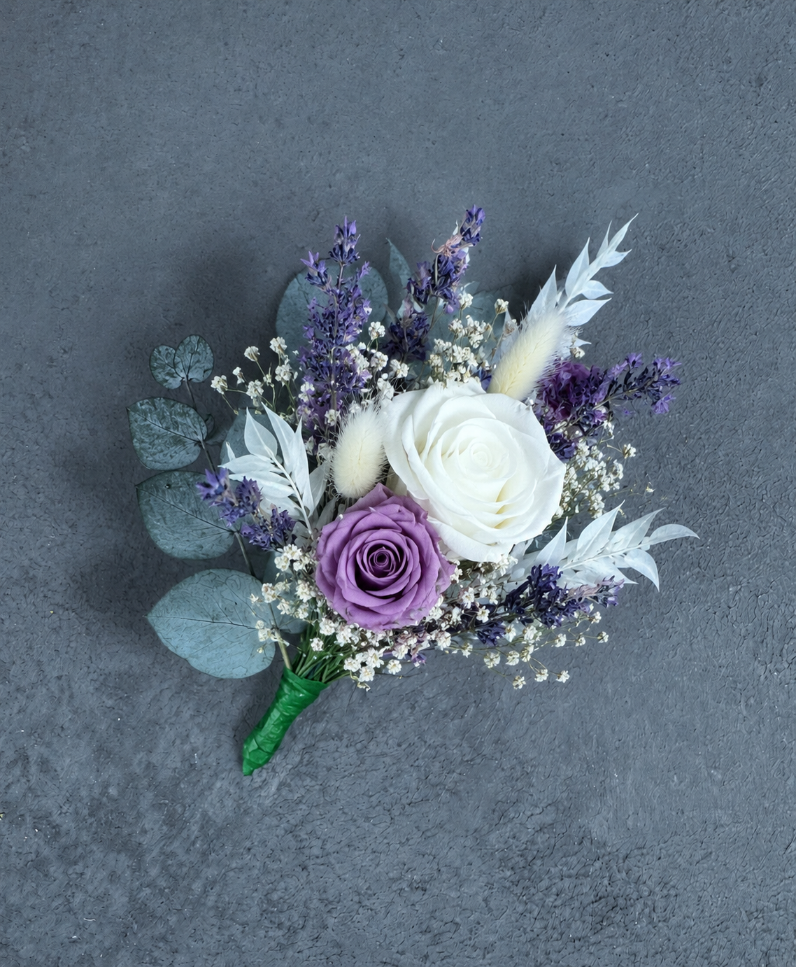 Dried flower cake topper
