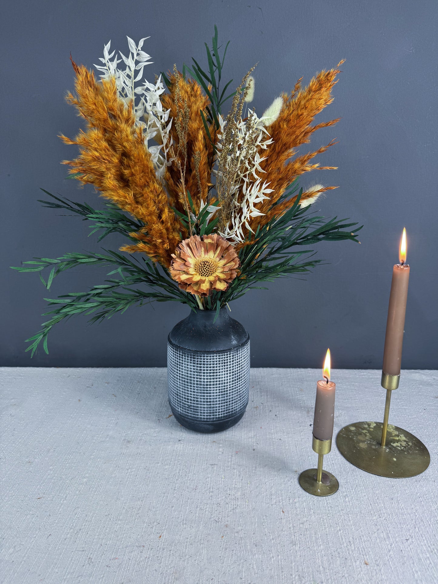 Aurelia dried flower bouquet