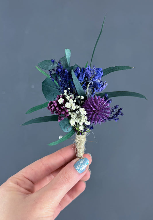 Amalie Dried Flower Buttonhole