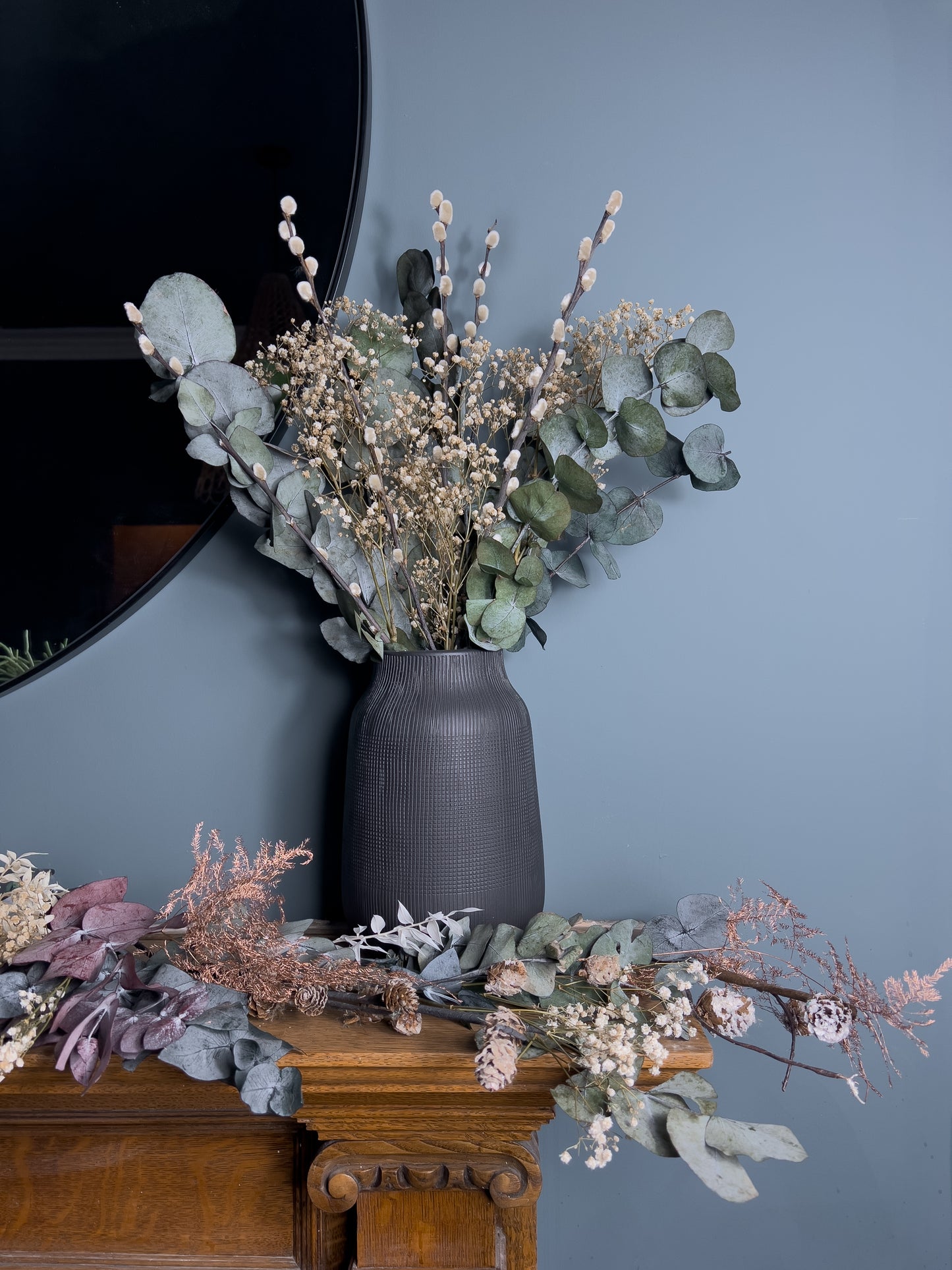 Willow dried flower bouquet