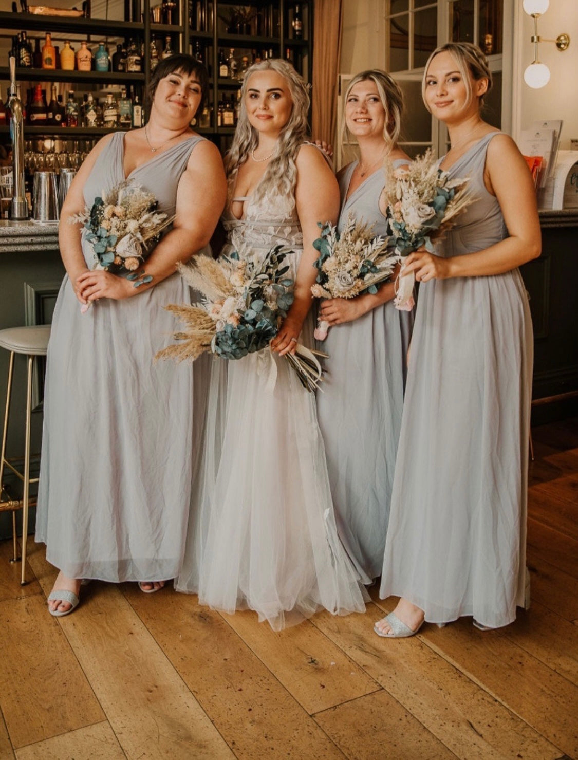 Bella dried flower bridesmaid bouquets / DRIED Wedding Flowers UK – DRIED Flowers UK