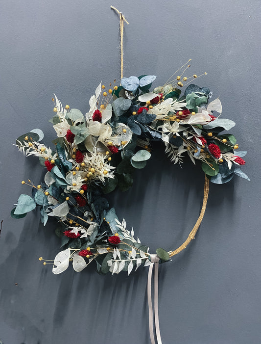 Marnie Dried Flower Christmas Wreath - 3/4