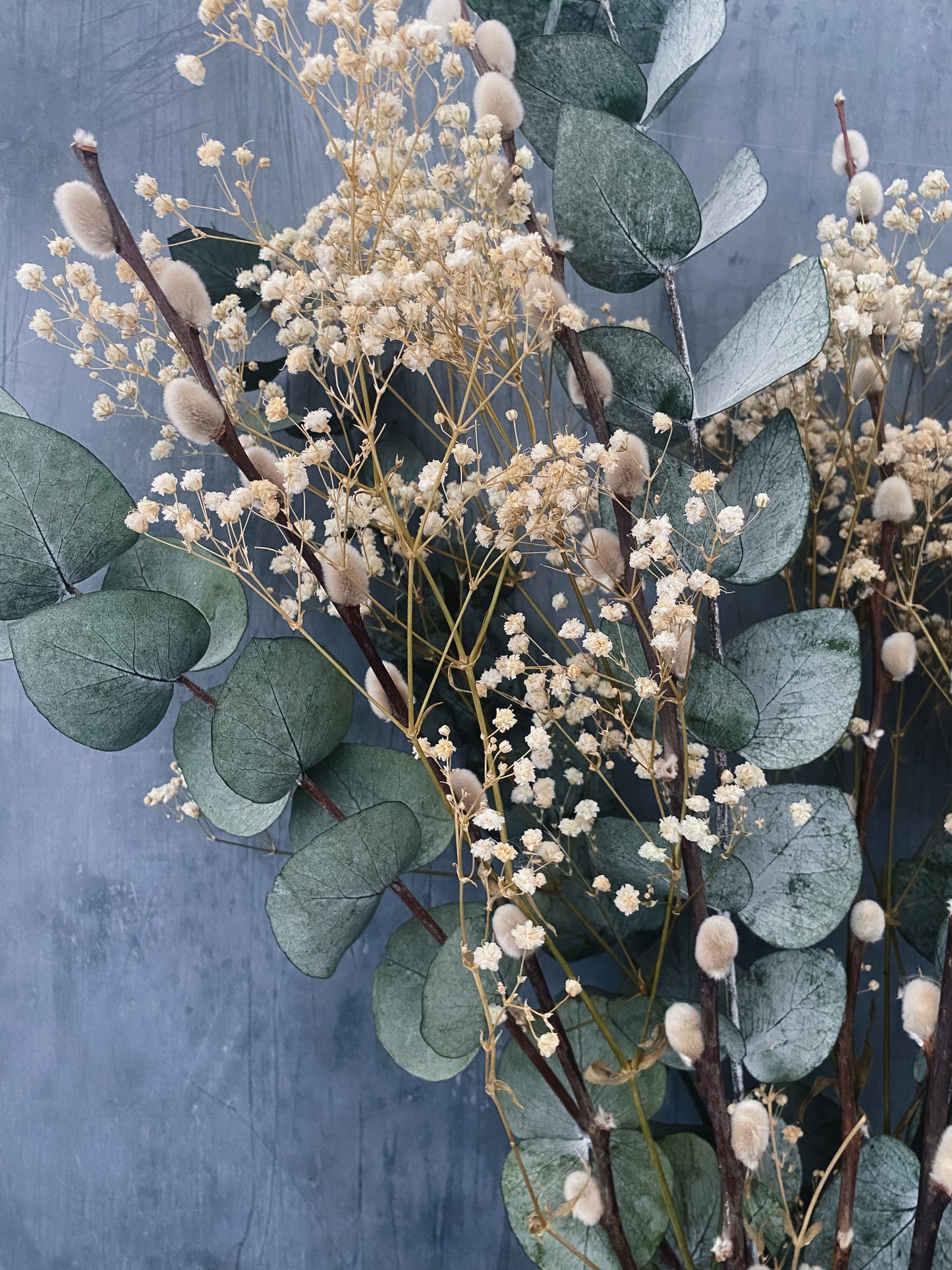 Willow dried flower bouquet