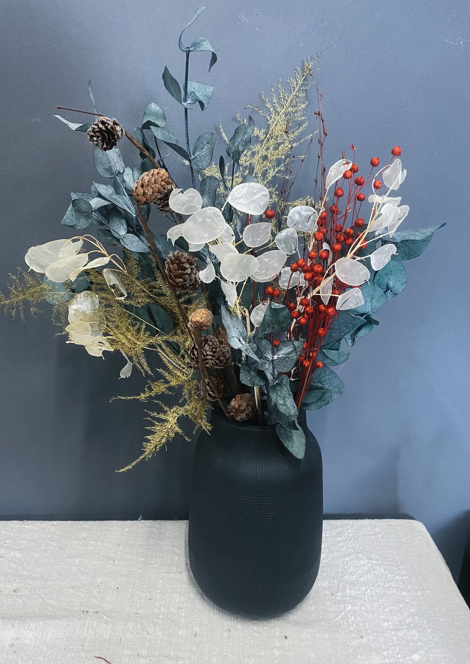 DRIED FLOWER CHRISTMAS EDIT