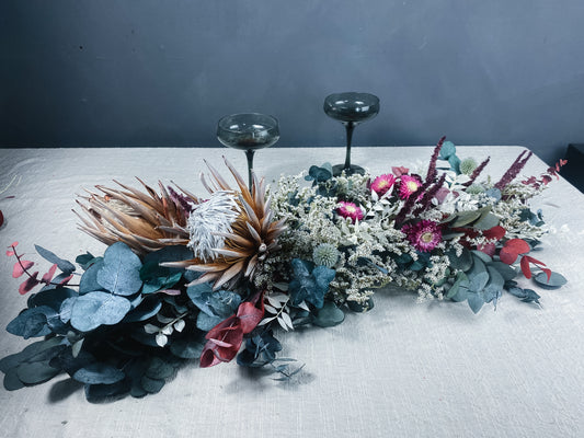 Harper top table centrepiece